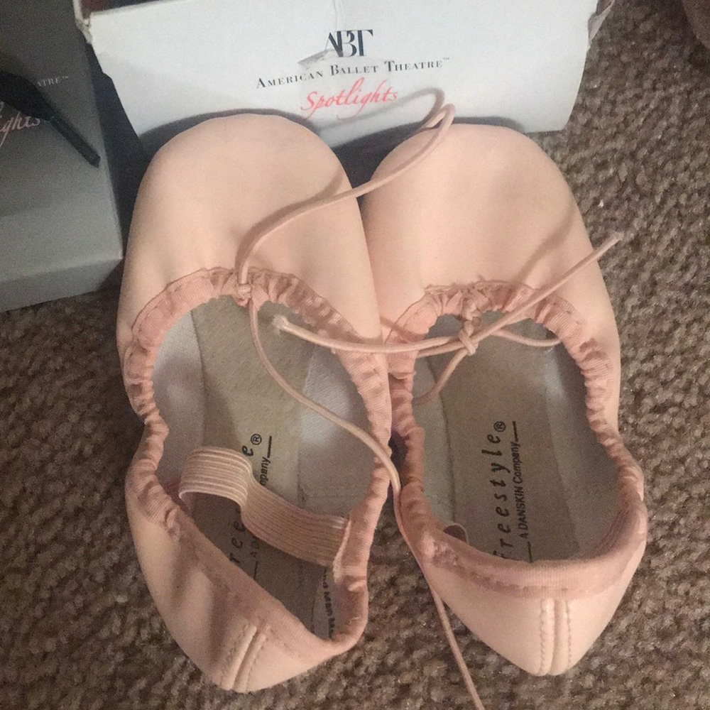 Toddler girls ballet shoes